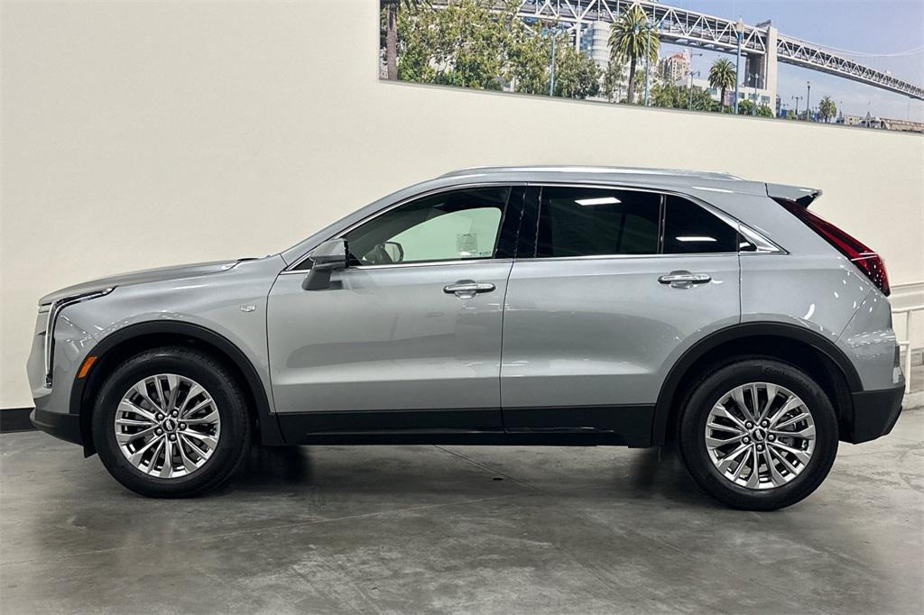 used 2025 Cadillac XT4 car, priced at $35,500