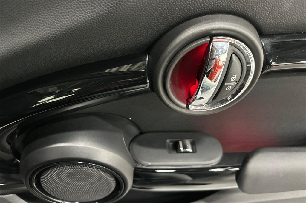 used 2019 MINI Hardtop car, priced at $16,500