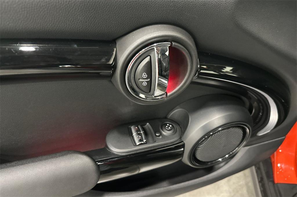used 2019 MINI Hardtop car, priced at $16,500