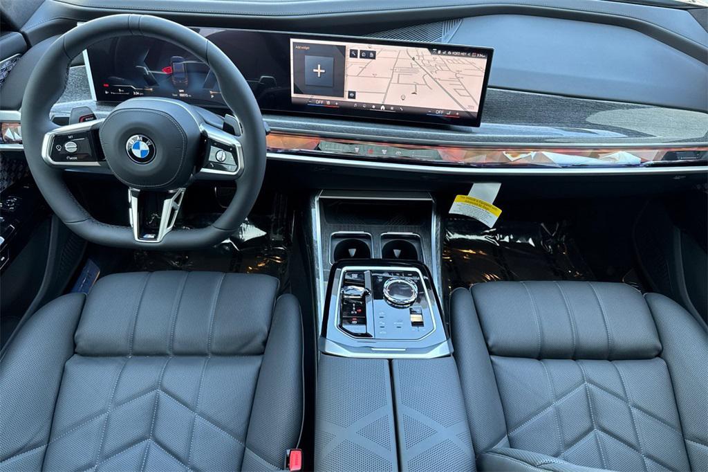 new 2025 BMW 760 car, priced at $135,475