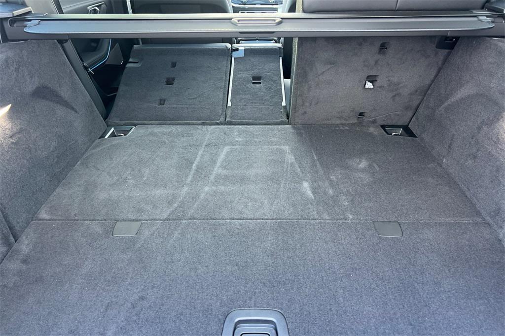 new 2026 BMW X5 PHEV car, priced at $85,850