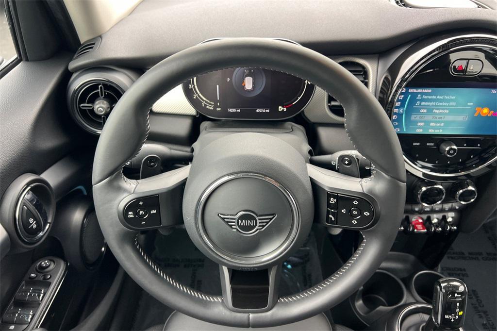 used 2024 MINI Hardtop car, priced at $27,500
