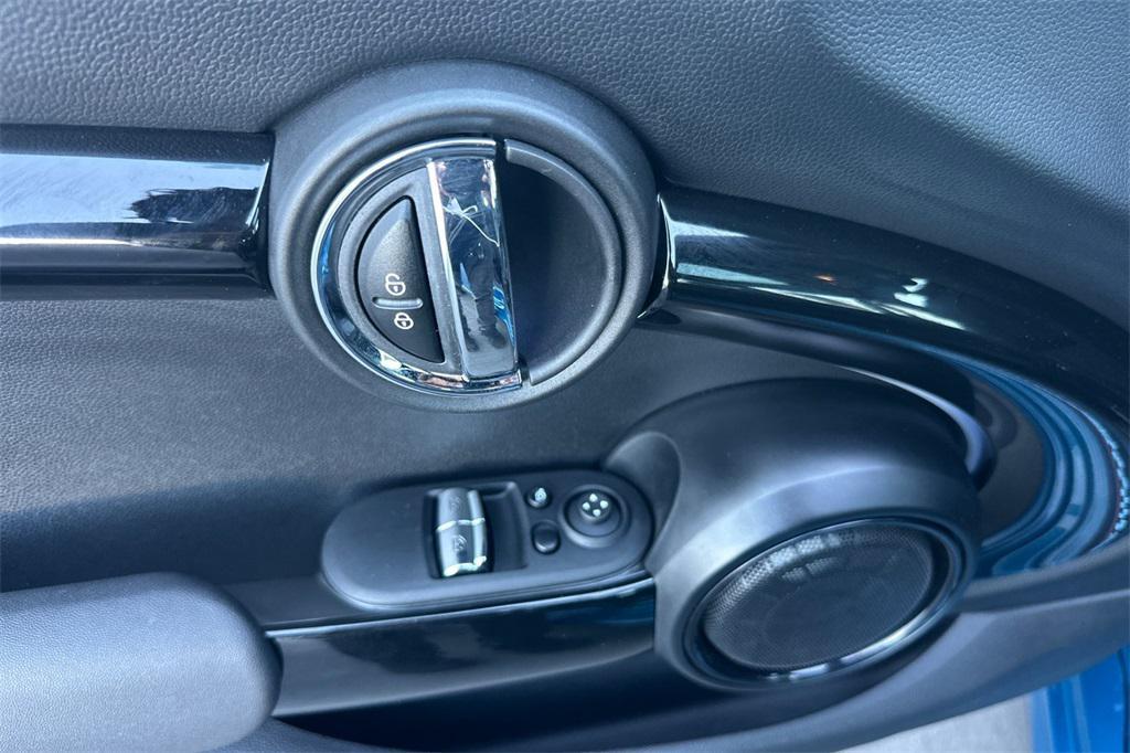 used 2024 MINI Hardtop car, priced at $39,000