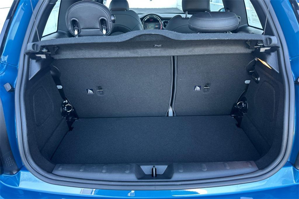 used 2024 MINI Hardtop car, priced at $39,000