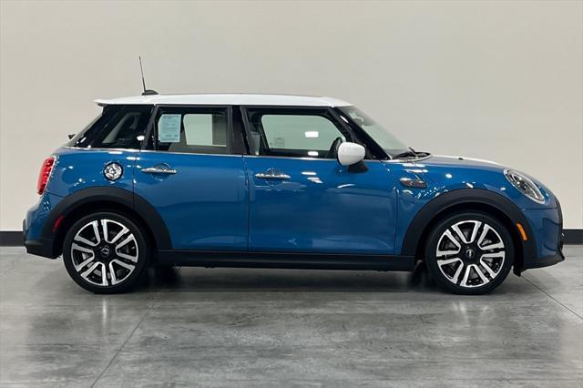 used 2024 MINI Hardtop car, priced at $28,000