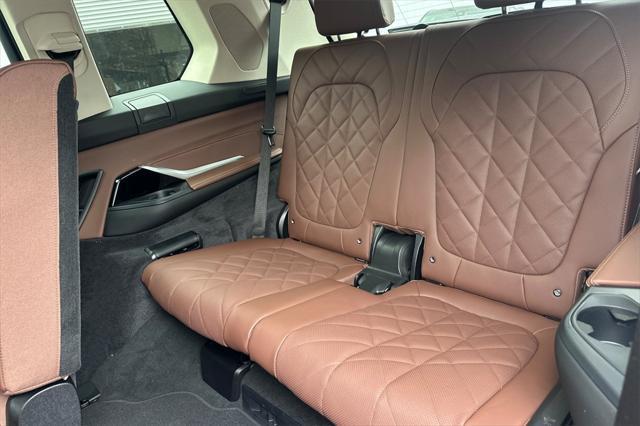 new 2025 BMW X7 car, priced at $93,950