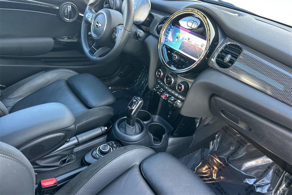 used 2023 MINI Hardtop car, priced at $26,500