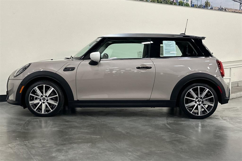 used 2023 MINI Hardtop car, priced at $26,500