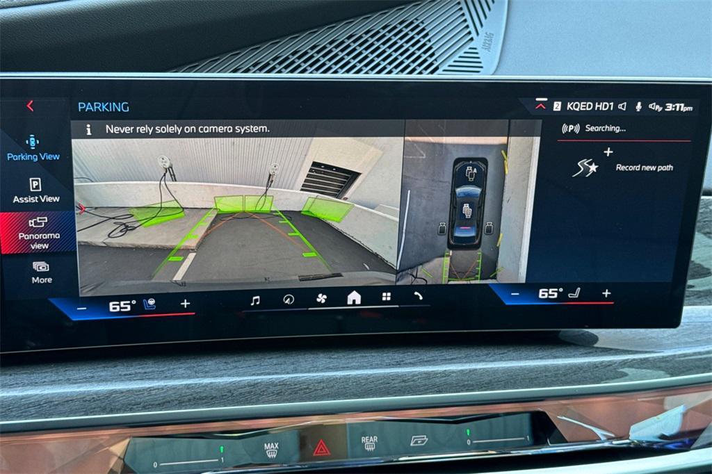 new 2025 BMW i7 car, priced at $176,555