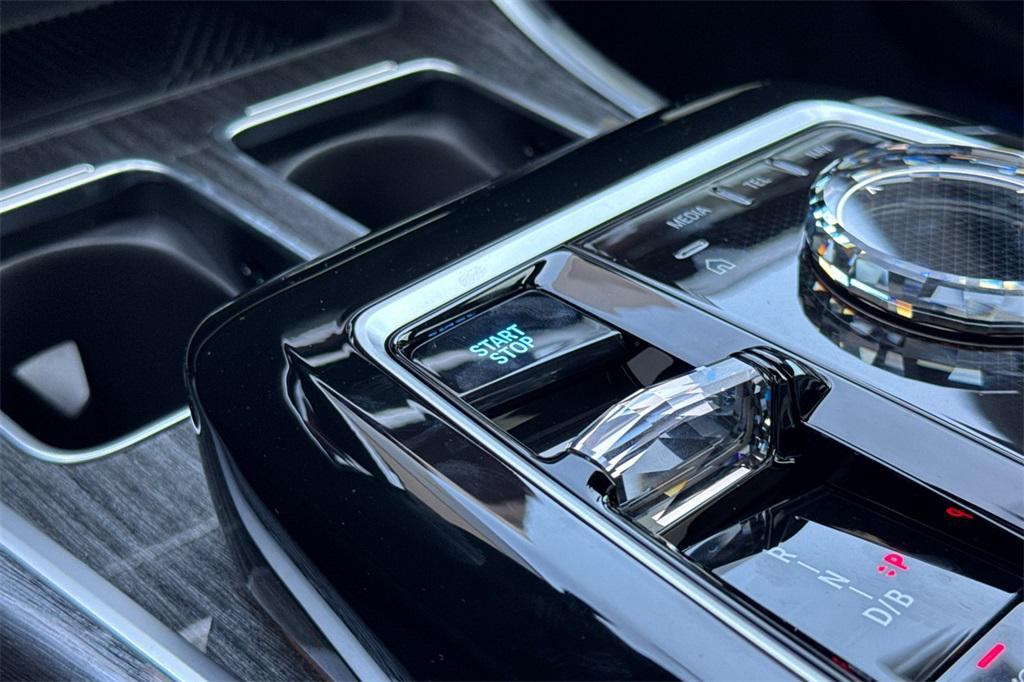 new 2025 BMW i7 car, priced at $176,555