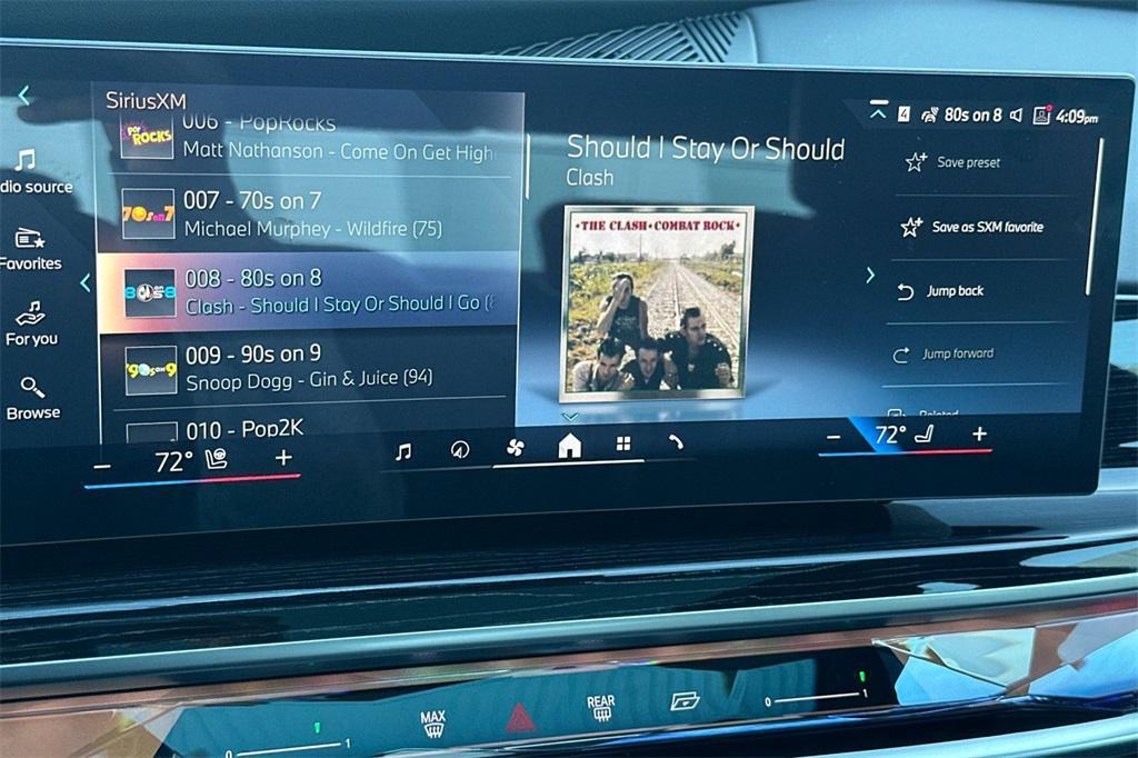 new 2026 BMW i7 car, priced at $116,300