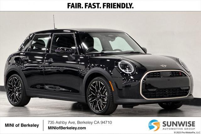 new 2025 MINI Hardtop car, priced at $39,295