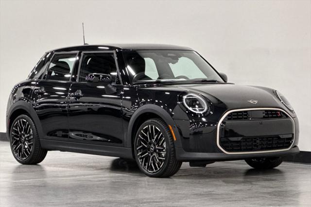 new 2025 MINI Hardtop car, priced at $39,295