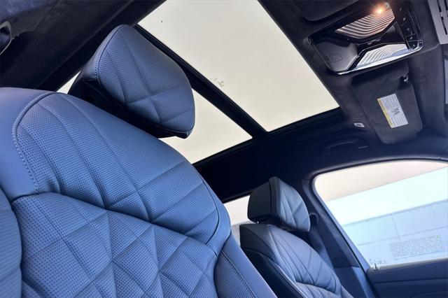 new 2026 BMW X7 car, priced at $97,165