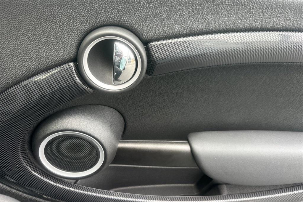 used 2013 MINI Hardtop car, priced at $10,000