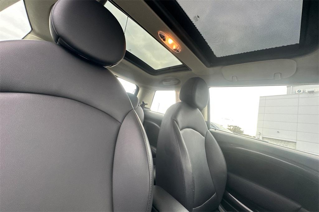 used 2013 MINI Hardtop car, priced at $10,000