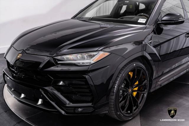 used 2022 Lamborghini Urus car, priced at $248,950