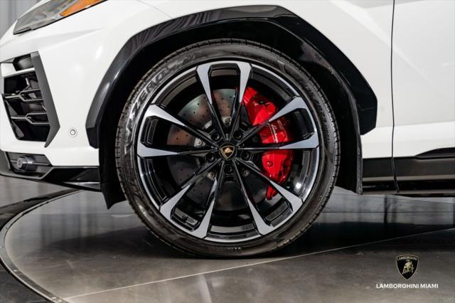 used 2022 Lamborghini Urus car, priced at $234,950