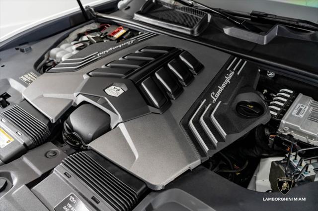 used 2022 Lamborghini Urus car, priced at $234,950