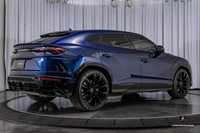 used 2022 Lamborghini Urus car, priced at $209,950