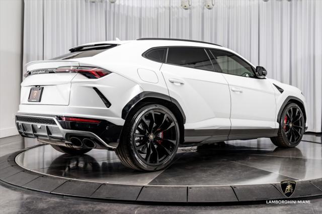 used 2019 Lamborghini Urus car, priced at $167,950