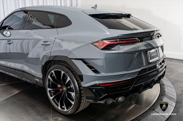 used 2023 Lamborghini Urus car, priced at $267,950