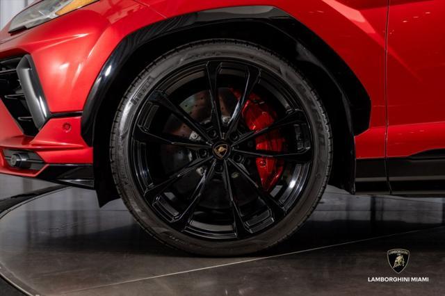 used 2023 Lamborghini Urus car, priced at $257,950