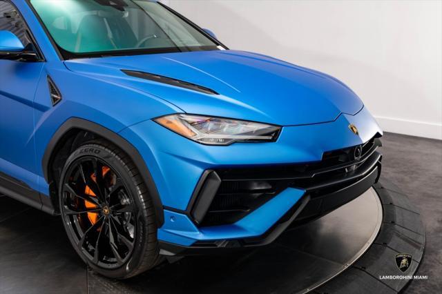 used 2023 Lamborghini Urus car, priced at $291,950