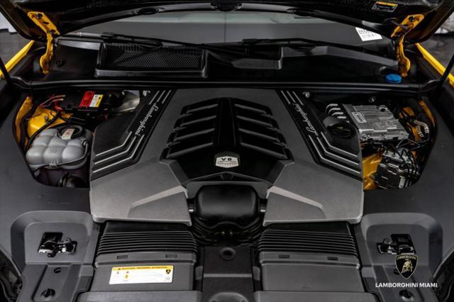 used 2023 Lamborghini Urus car
