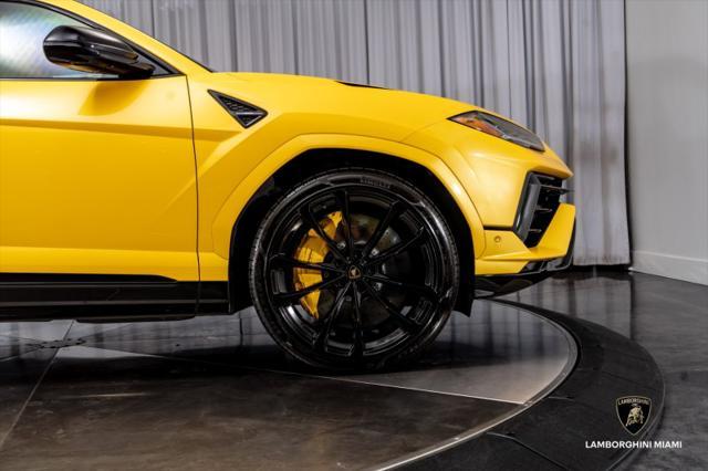 used 2023 Lamborghini Urus car