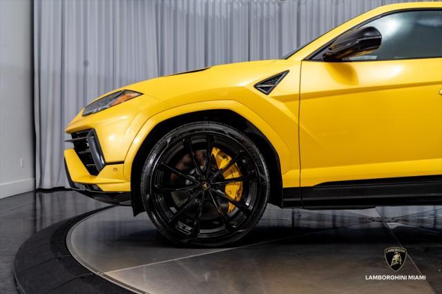 used 2023 Lamborghini Urus car