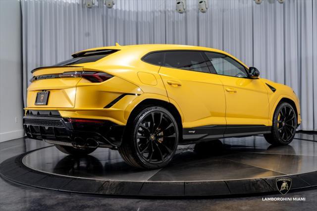 used 2023 Lamborghini Urus car