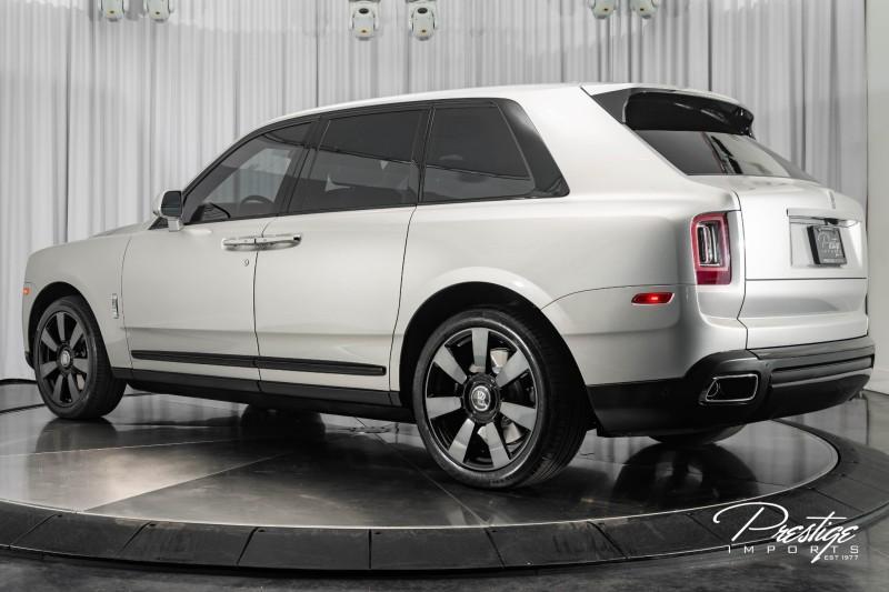 used 2022 Rolls-Royce Cullinan car, priced at $364,950