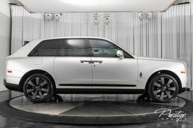 used 2022 Rolls-Royce Cullinan car, priced at $317,950