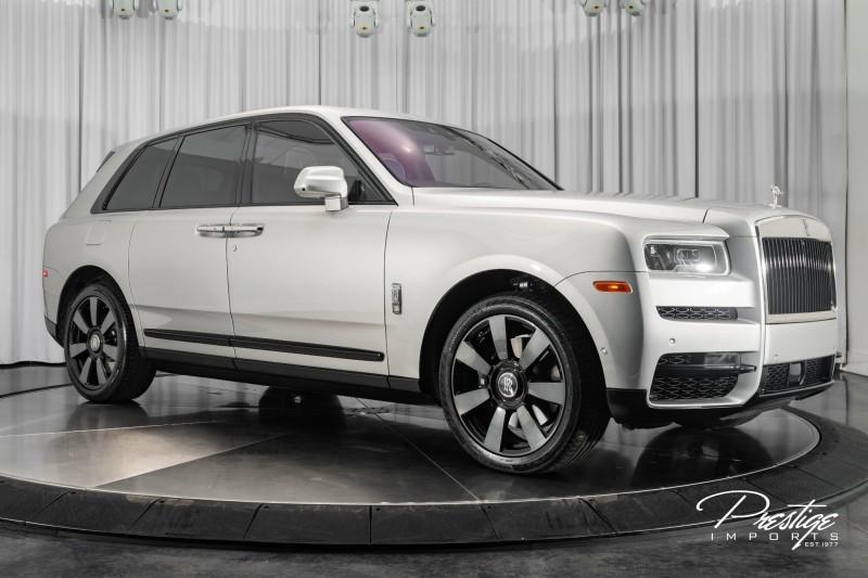 used 2022 Rolls-Royce Cullinan car, priced at $364,950