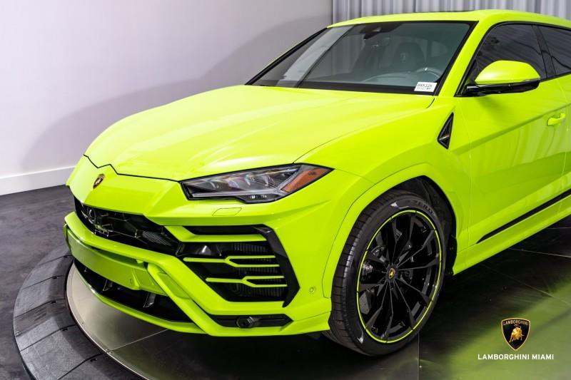 used 2022 Lamborghini Urus car, priced at $272,950