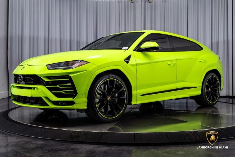 used 2022 Lamborghini Urus car, priced at $272,950