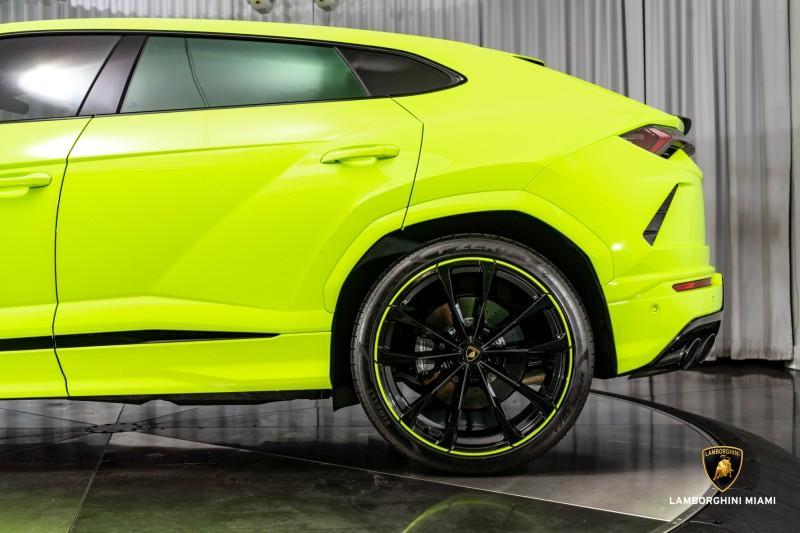 used 2022 Lamborghini Urus car, priced at $272,950