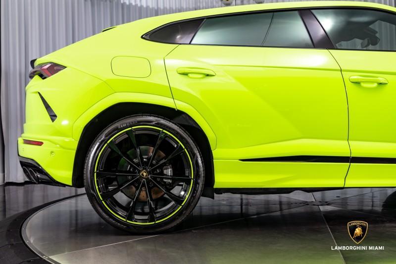 used 2022 Lamborghini Urus car, priced at $274,950