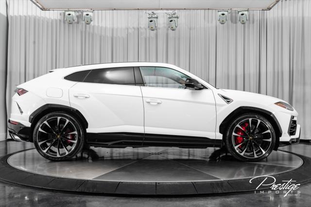 used 2022 Lamborghini Urus car, priced at $255,950