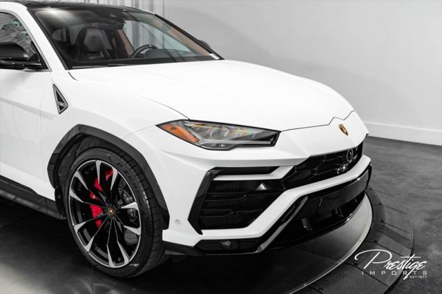 used 2022 Lamborghini Urus car, priced at $255,950