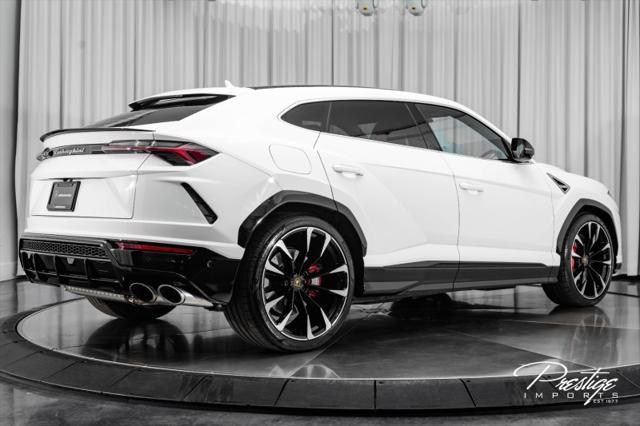 used 2022 Lamborghini Urus car, priced at $255,950