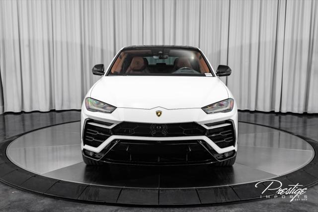 used 2022 Lamborghini Urus car, priced at $255,950