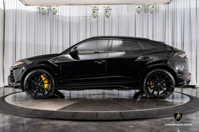 used 2022 Lamborghini Urus car, priced at $236,950