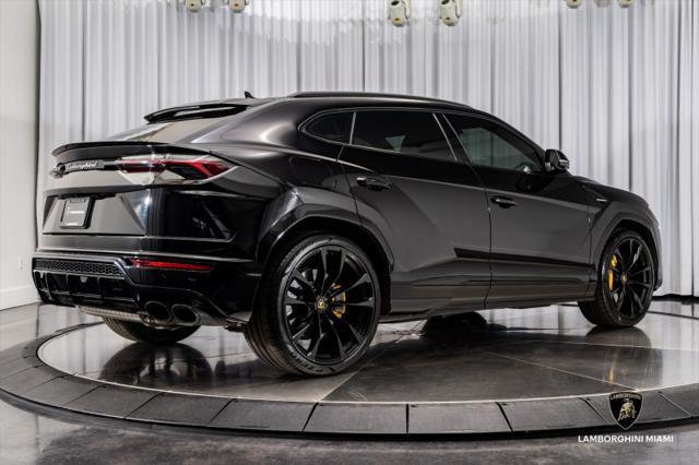 used 2022 Lamborghini Urus car, priced at $236,950