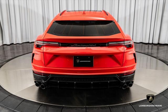 used 2022 Lamborghini Urus car, priced at $237,950