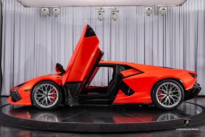 used 2025 Lamborghini Revuelto car