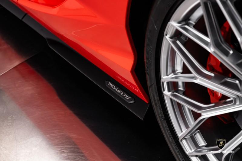 used 2025 Lamborghini Revuelto car