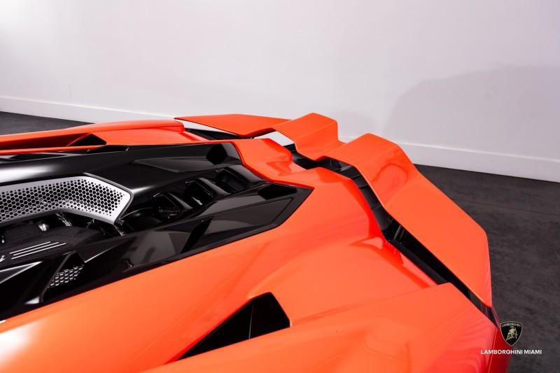 used 2025 Lamborghini Revuelto car
