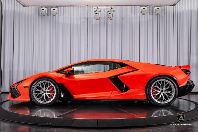 used 2025 Lamborghini Revuelto car